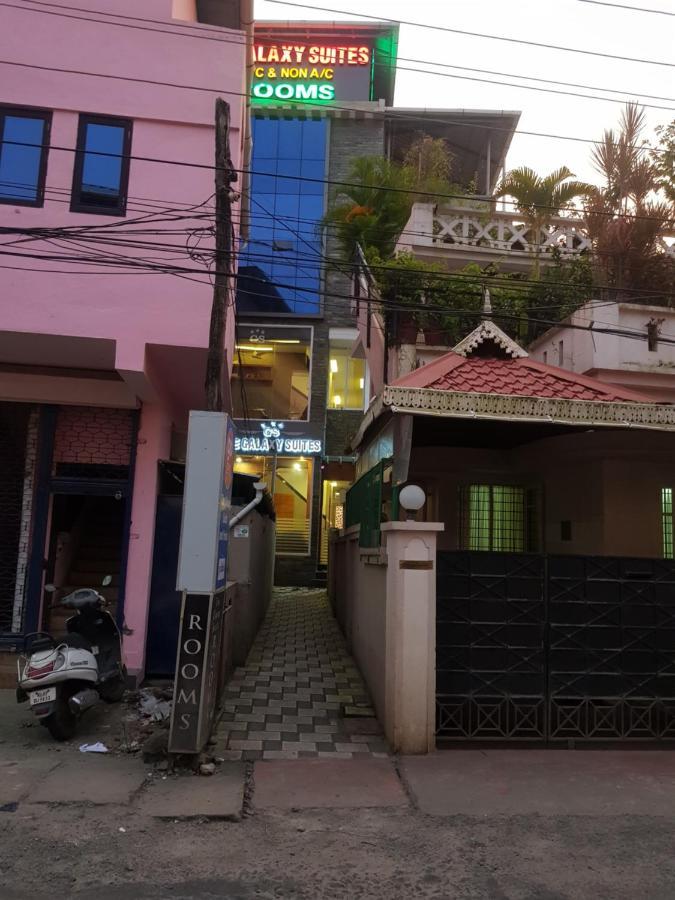 The Galaxy Suites Kochi ภายนอก รูปภาพ