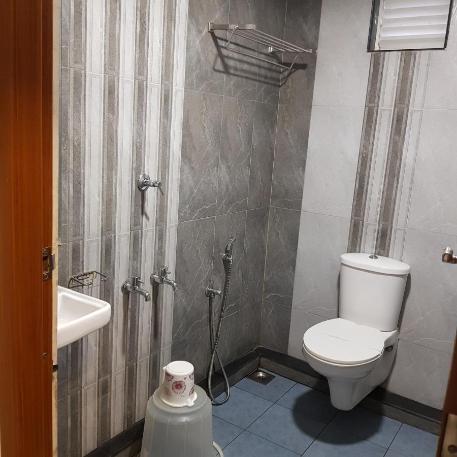 The Galaxy Suites Kochi ภายนอก รูปภาพ