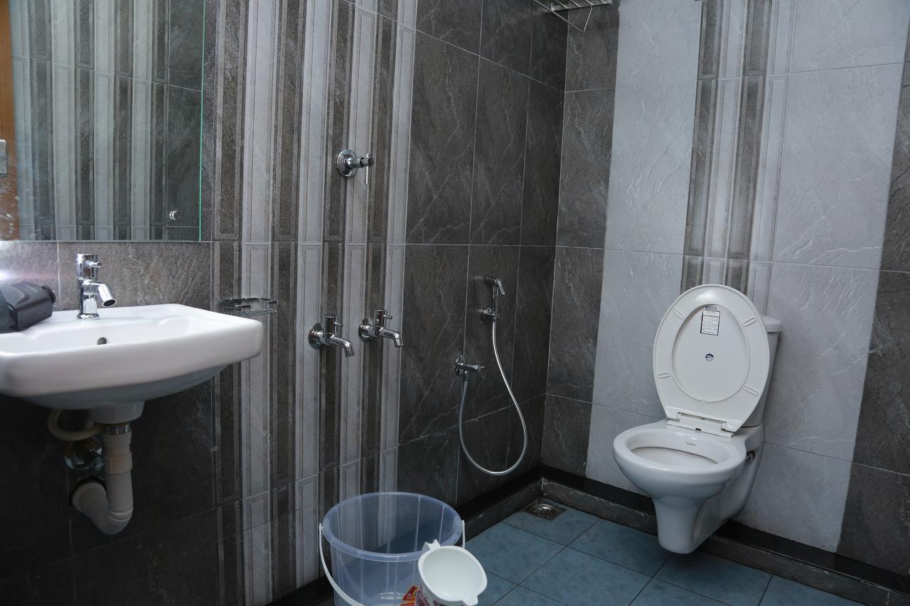 The Galaxy Suites Kochi ภายนอก รูปภาพ