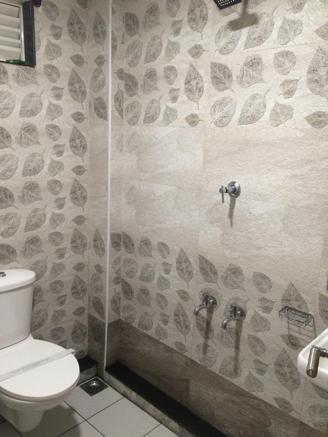 The Galaxy Suites Kochi ภายนอก รูปภาพ